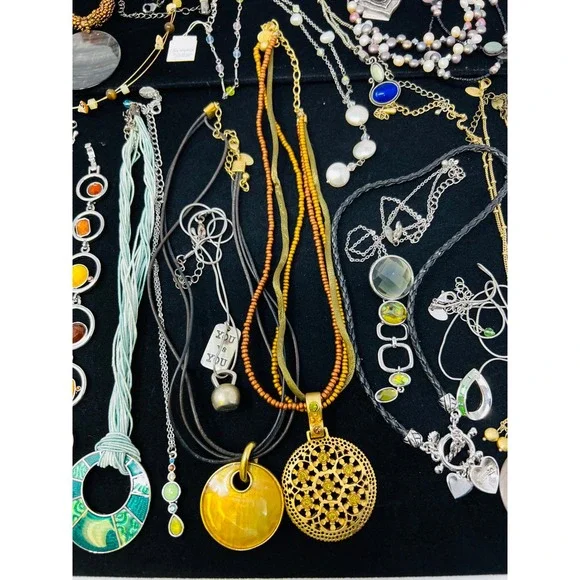 Lia Sophia Silver & Gold Tone Necklace, Bracelet & Earring Lot Of 35 - Picture 4 of 16